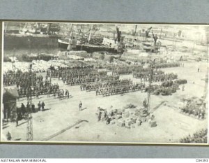 18th and 19th Battalions, landing at Marseilles from Egypt. AWM Image CO4393 out of copyright.