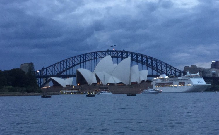 bridge and opera house