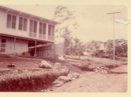 21 Alotau house Cass