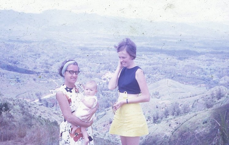 Kaye and Louisa and Pauleen Daulo Pass PNG 1972