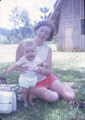 Pauleen and Louisa picnic past Daulo 1971